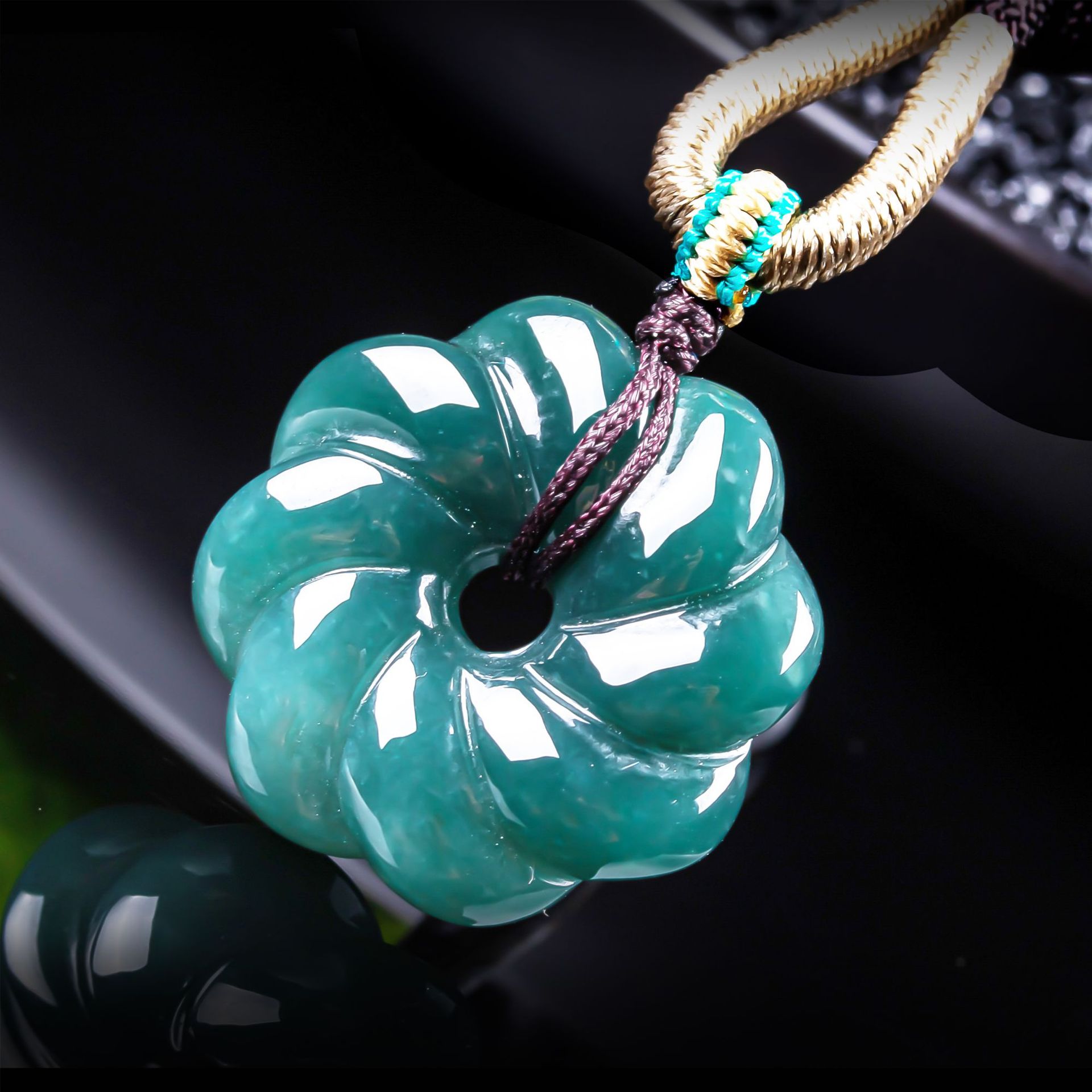 Natural Burmese Jadeite Flower - огляд і ціна Jewelry & Watches Store